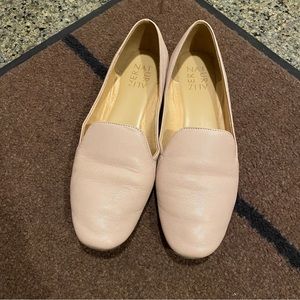 Naturalizer loafer size 7.5